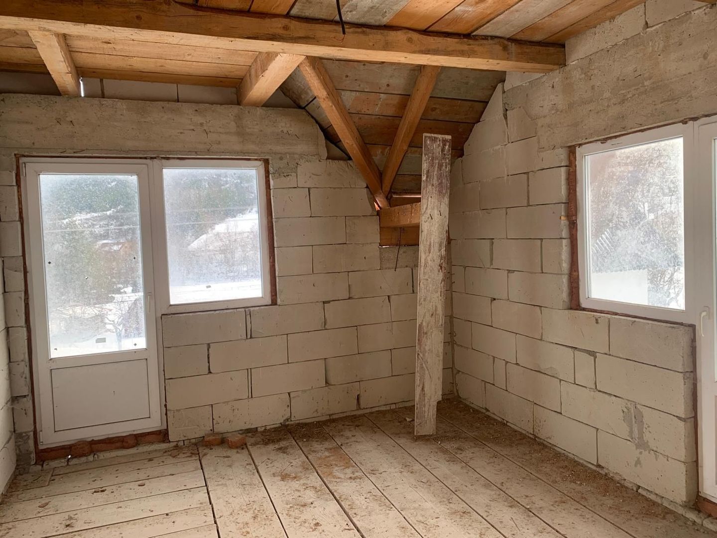 Casă P+E+M Putna | 300 mp utili | Teren 2.200 m - Poză 14