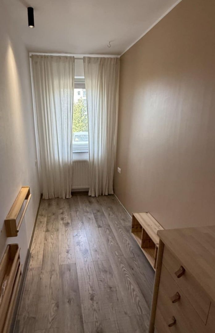 Apartament 2,5 camere chic cu grădină balcon vitrat și mobilier premium - Poză 4