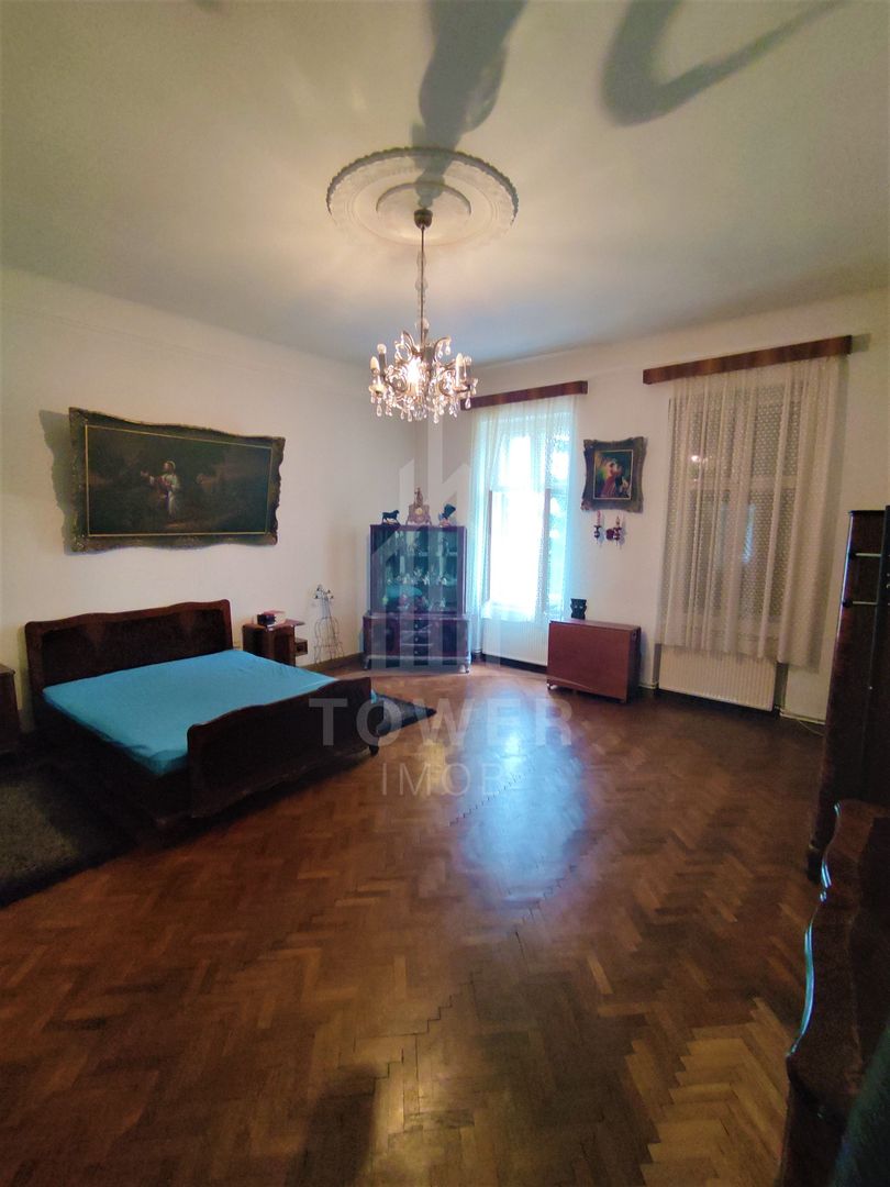 Apartament 4 camere 140 mp | Strada Băii - Poză 3