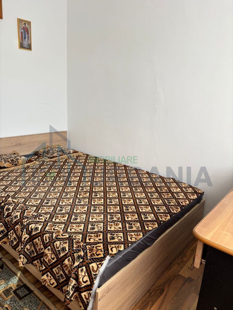 Inchiriez apartament 2 cam semidecomandat - Poză 2