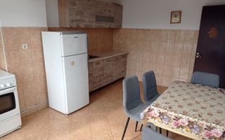 Apartament 2 camere de închiriat – zonă centrală - Poză 4