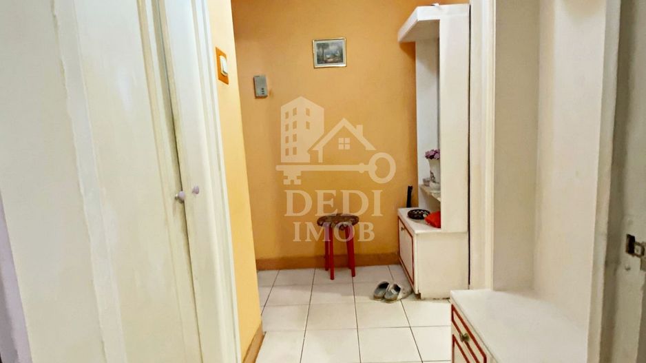 Apartament cu 2 camere de vanzare zona Rogerius, Oradea - Poză 5