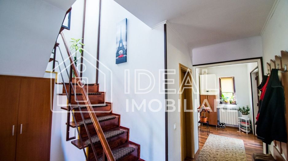 Casa Individuala cu 8 camere si 430 mp de curte, zona Calea Poplacii - Poză 18