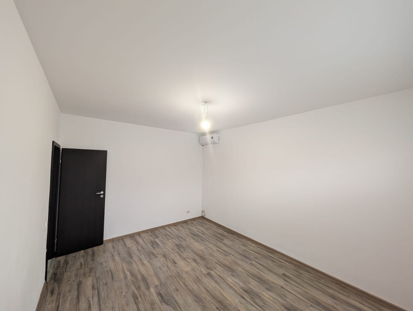 Vânzare Apartament 3 Camere Confort Urban Sălaj, Sector 5 București - Poză 3