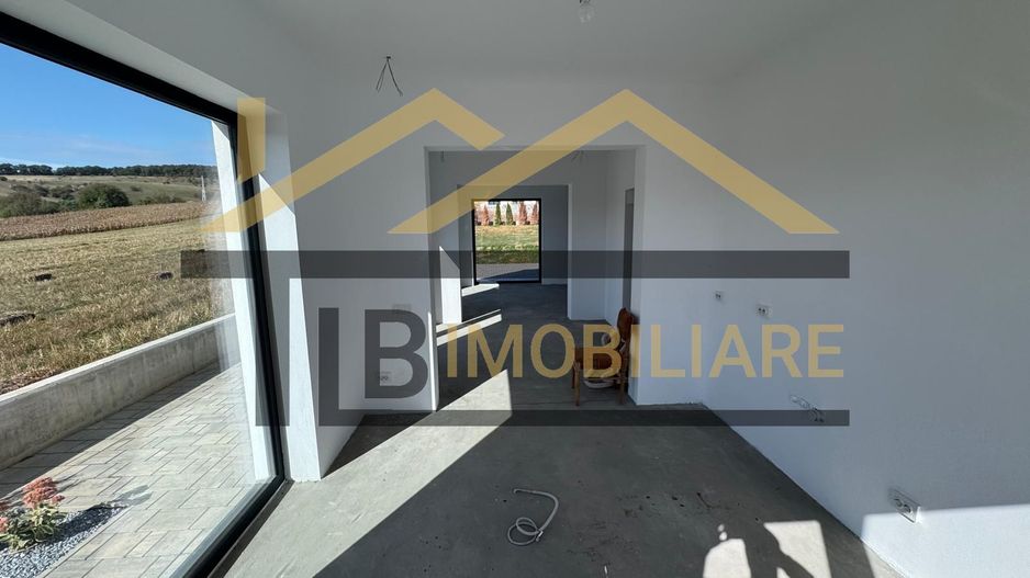 Casa individuala 4 camere, 181 mp utili, teren 822mp, zona Unirii - Poză 8