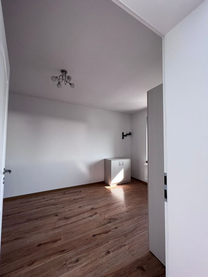 Casa cu garaj in Dumbravita - Poză 9