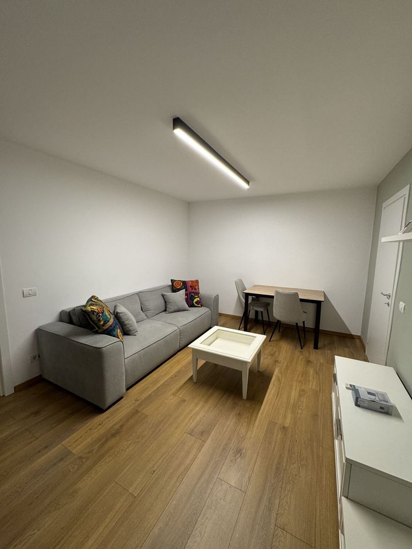 APARTAMENT RENOVAT | METROU FAVORIT - Poză 1
