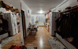 Apartament cu 3 camere de vânzare în zona Luxor - Poză 7