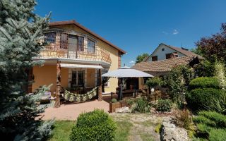 Vânzare, casă, 4 camere, strada Livezilor, com. Dumbrava. - Poză 1