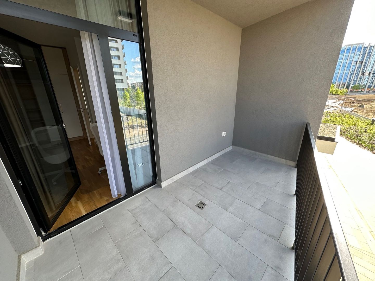 Apartament la ISHO cu loc de parcare și boxa - Poză 25