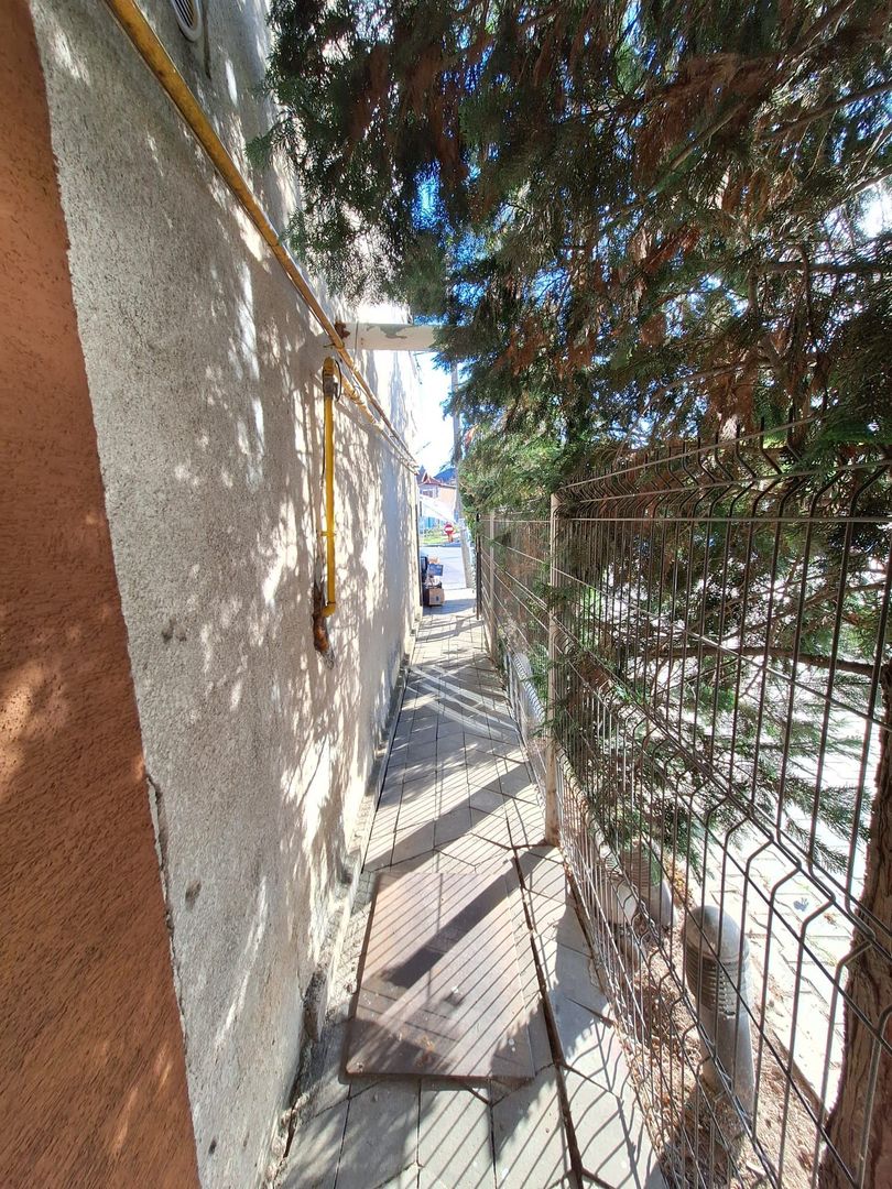 Inchiriere apartament la casa, Centru Bascov - Poză 13