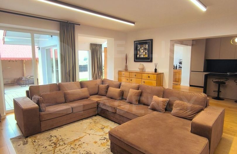 Vânzare, Casă în zona Bunloc, Săcele, Brașov - Poză 3