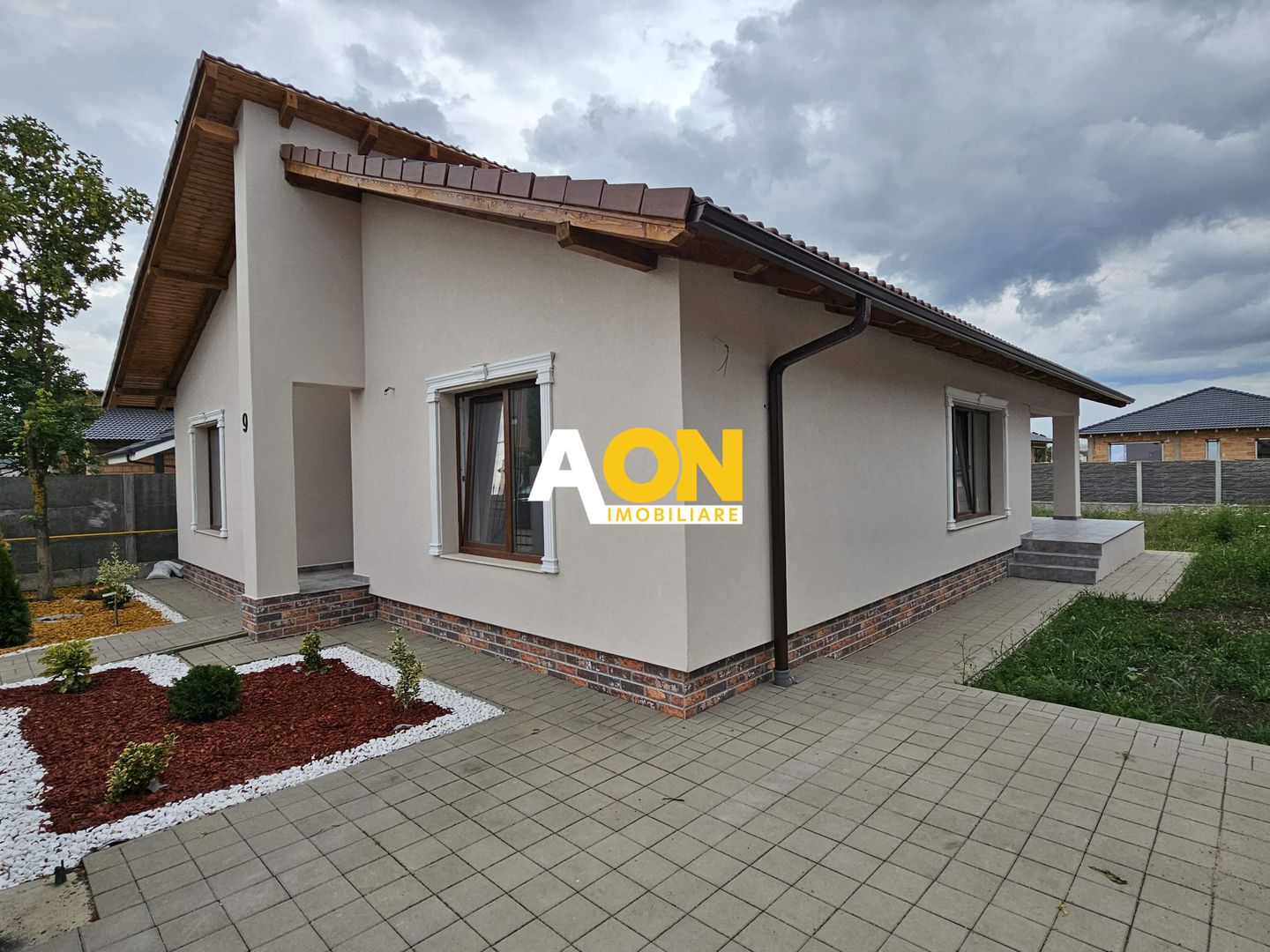 Casa 4 camere, 2 bai, predare la cheie, Micesti - Poză 1