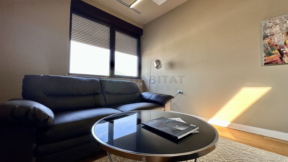 Spațiu office premium, discret - Poză 13