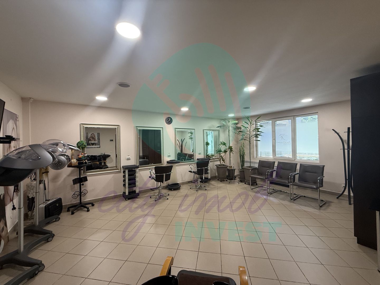 Spatiu comercial de vanzare in bloc 2006 adiacent Decebal - Poză 4