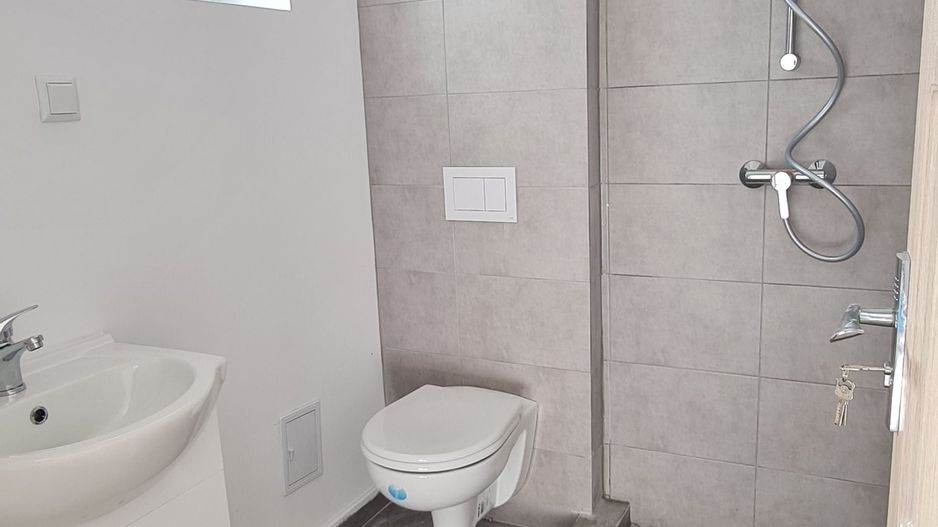 Casa finalizata intabulata in Cartier Izvor Tarlungeni Brasov - Poză 3