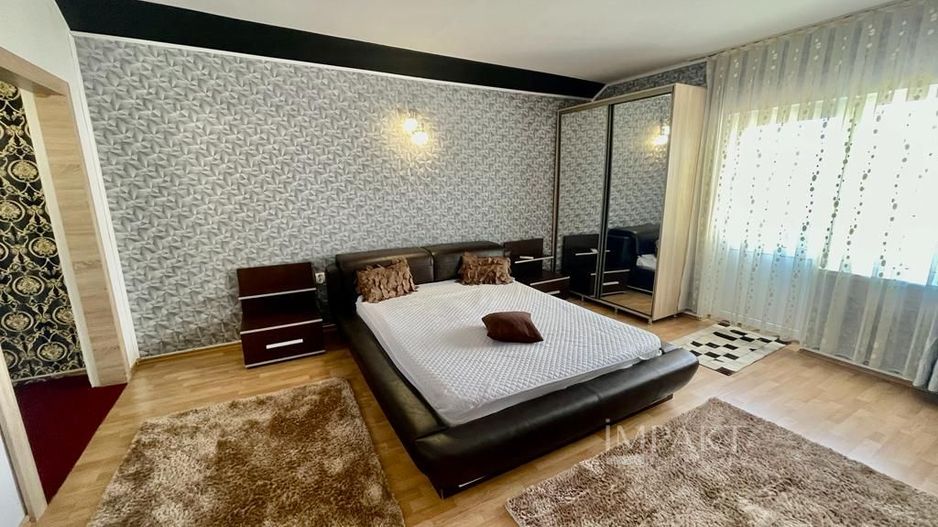 Casa deosebita cu 7 camere si piscina exterioara in cartierul Zorilor - Poză 5