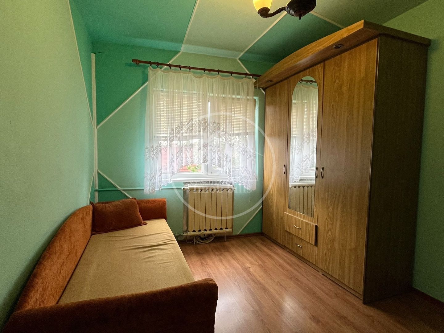 Apartament de închiriat cu 3 camere în zona ultracentrală, Oradea - Poză 5