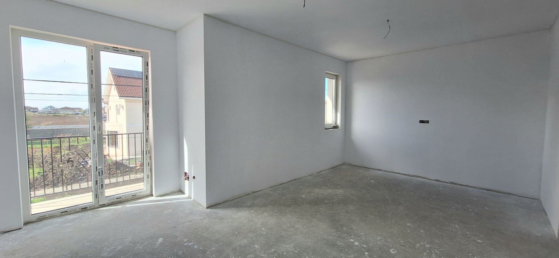 Casa cu garaj- contructie tip duplex - Poză 8