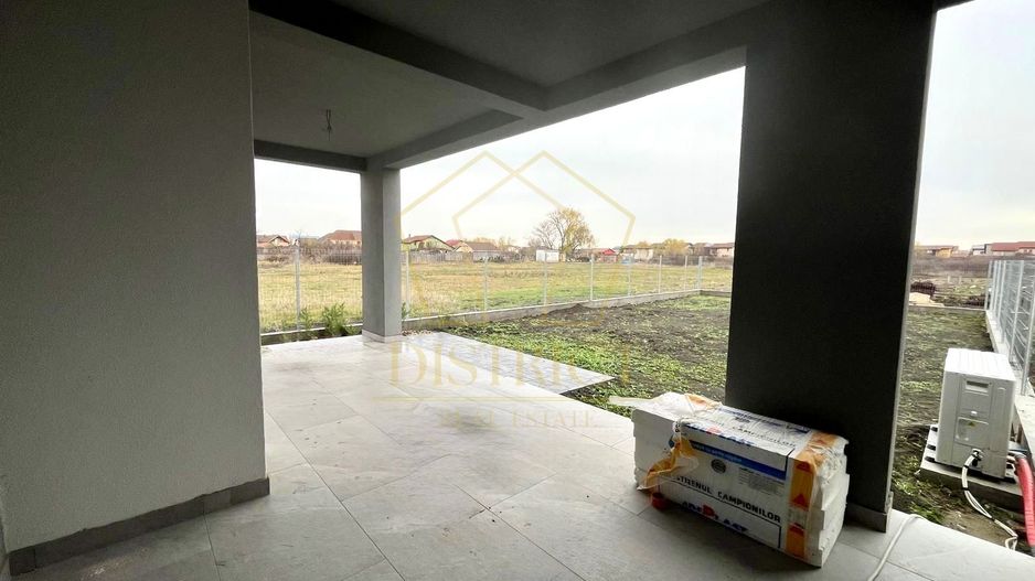 Duplex modern cu 4 camere | Eficient energetic | Sacalaz - Poză 12