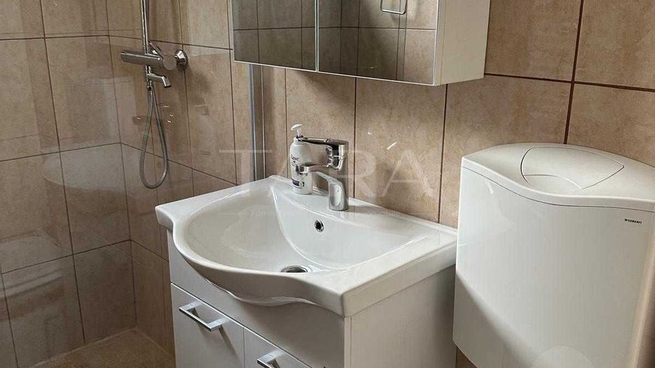 Apartament 3 camere, 69 mp utili, cu garaj – zona Facultatea de Litere - Poză 6