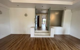 VILA CU 5 CAMERE LA INCHIRIERE PE MALUL LACULUI STRAULESTI - Poză 8