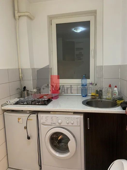 2 Camere Sala Palatului - Poză 6