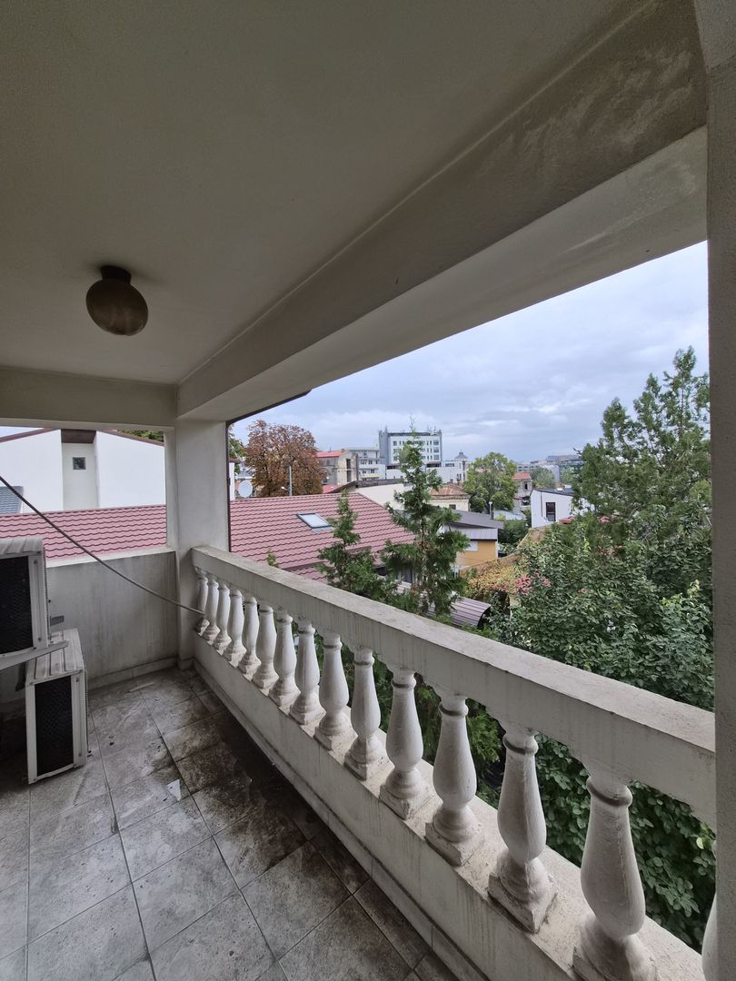 De vânzare Vilă individuala 11 camere curte proprie Parcul Carol - Poză 39