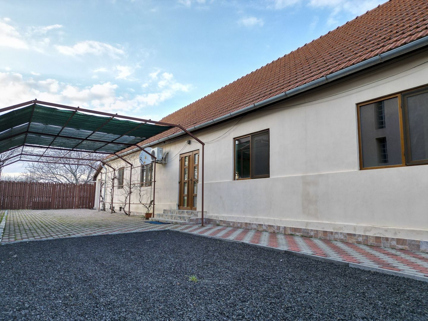 Casă cu 5 camere în Vladimirescu - Poză 19