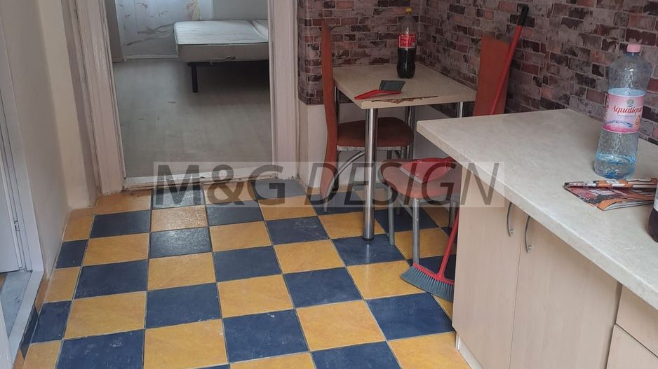 Garsoniera la curte comuna zona Traian - Poză 3