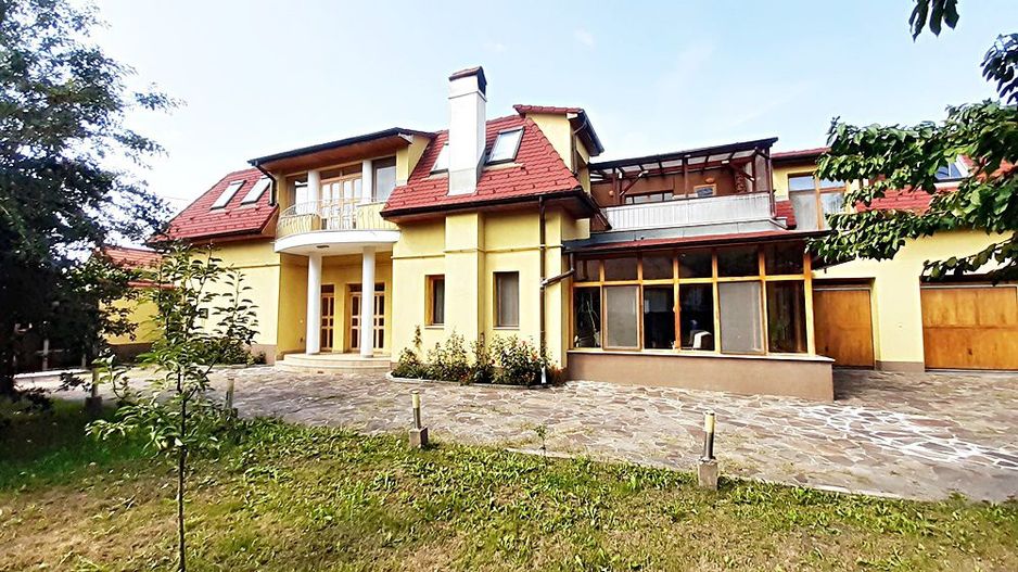 Vanzare casa saseasca renovata total, la 7 Km de Brasov - Poză 16