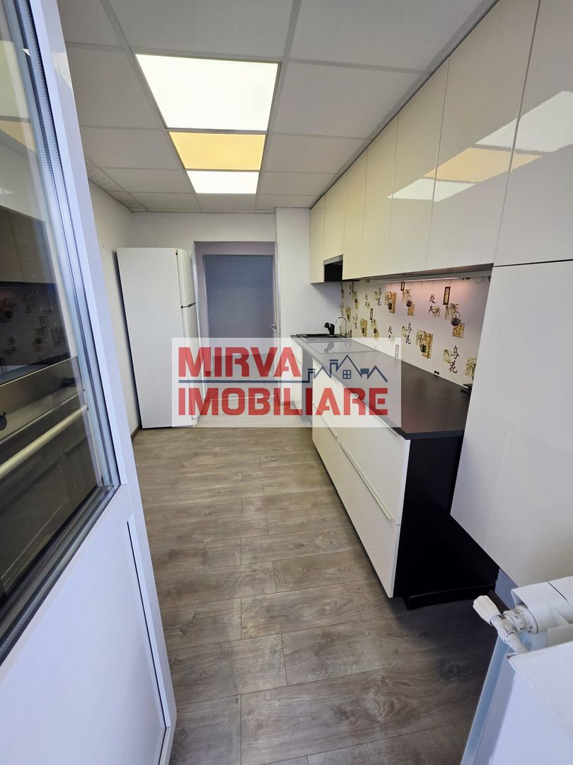 Apartament 3 camere, 2 băi cu geam, balcon generos – Republicii - Poză 20