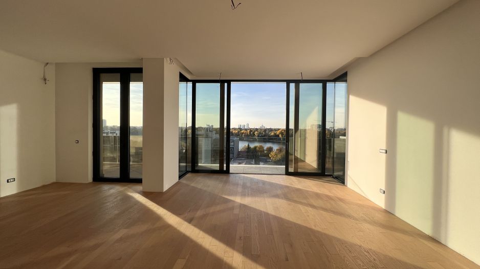 Apartament spectaculos 3 camere | Vedere Parcul Verdi și Lacul Floreasca - Poză 1