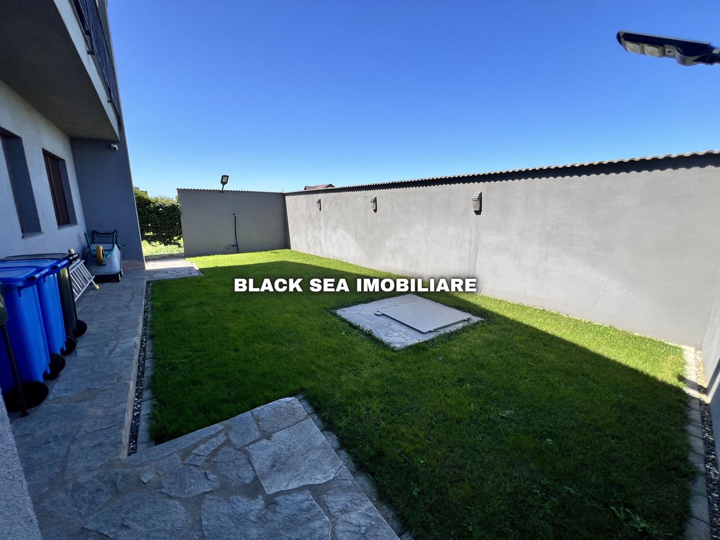 Vila de 7 Camere D+P+1+POD - Curte si garaj, EFORIE NORD Ocazie unica - Poză 4