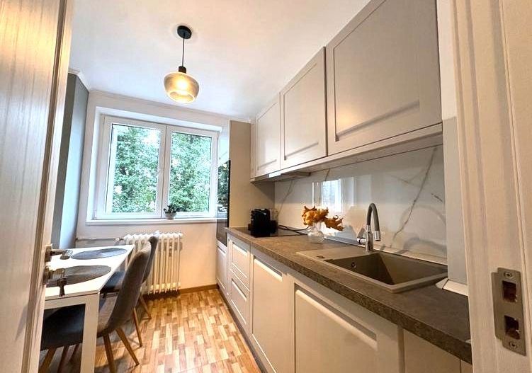 🏡 ]nchiriez Apartament cu 3 camere, 68 mp, parcare inclusă, Titan - Poză 13