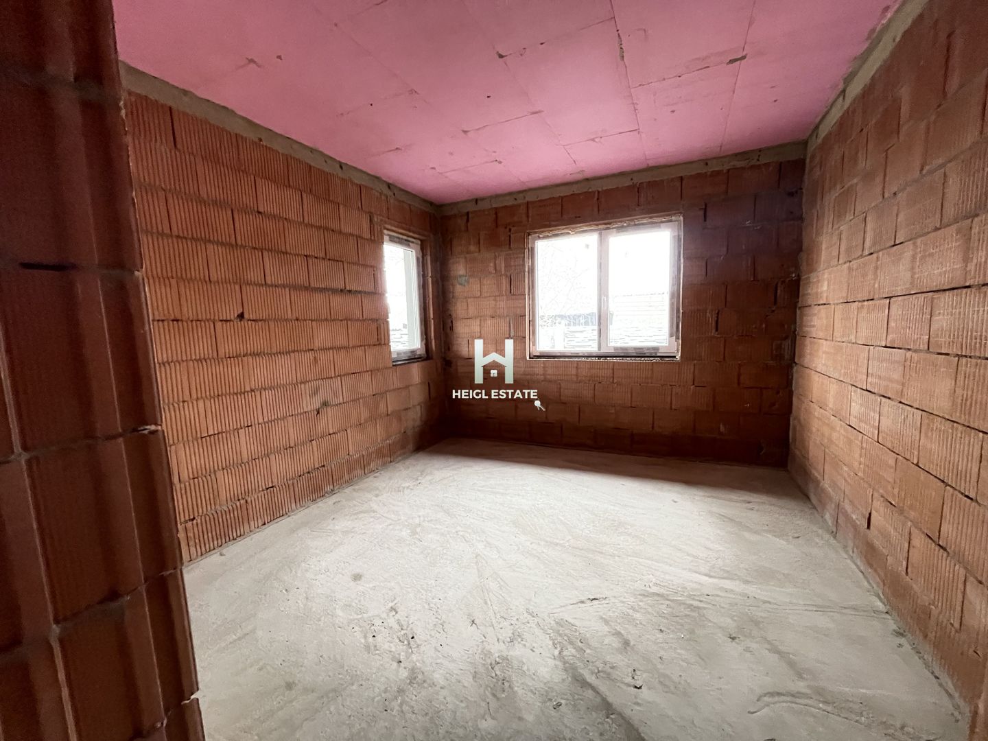 Casa individuala cu 3 camere si gradina mare in Sacosu Turcesc - Poză 1