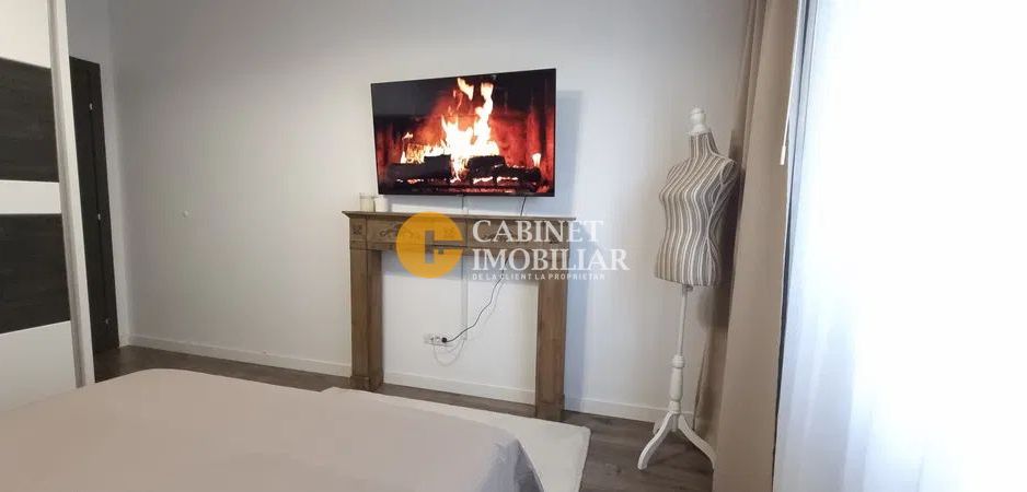 Apartament cu 3 camere, ETAJ INTERMEDIAR, 81 MP, CU PARCARE SUBTERANA INCLUSĂ - Poză 5