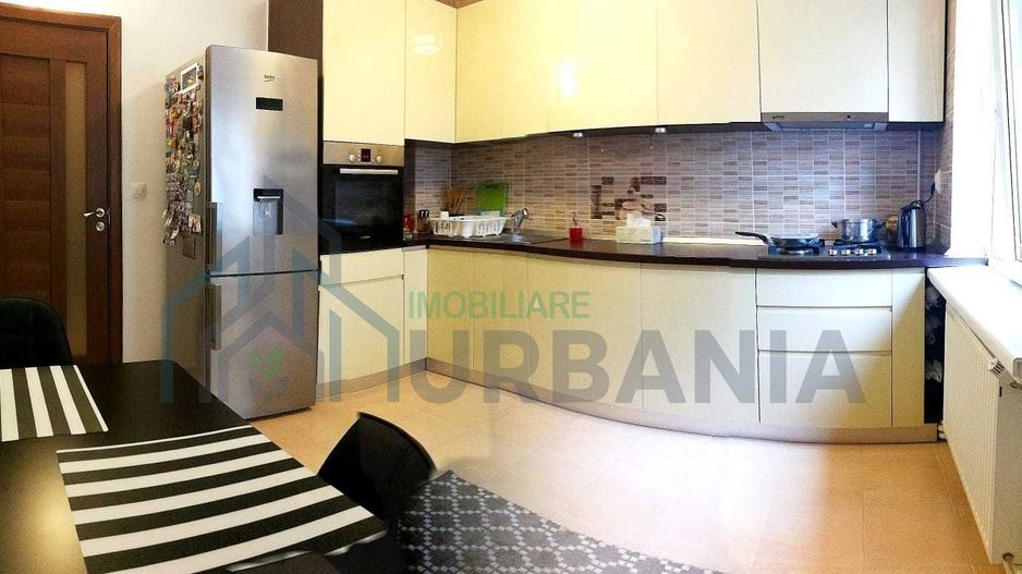 Apartament 3 camere, Podu Roș – bloc 1001 Articole, renovat, 2 balcoane, 10 min Palas - Poză 3
