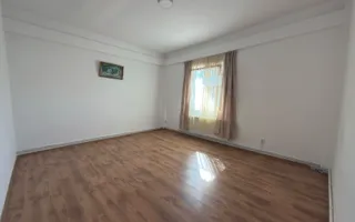 CASA INDIVIDUALA | 14 CAMERE | 640 MP UTILI | TEREN 1.550 MP | CATELU - Poză 17