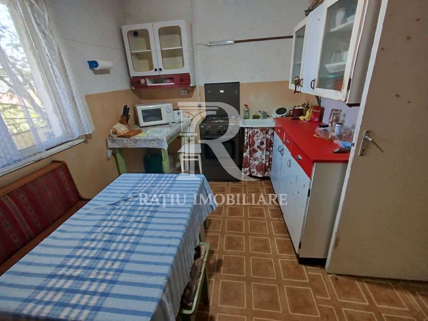 Apartament cu 3 camere | Zona garii | Salonta - Poză 3