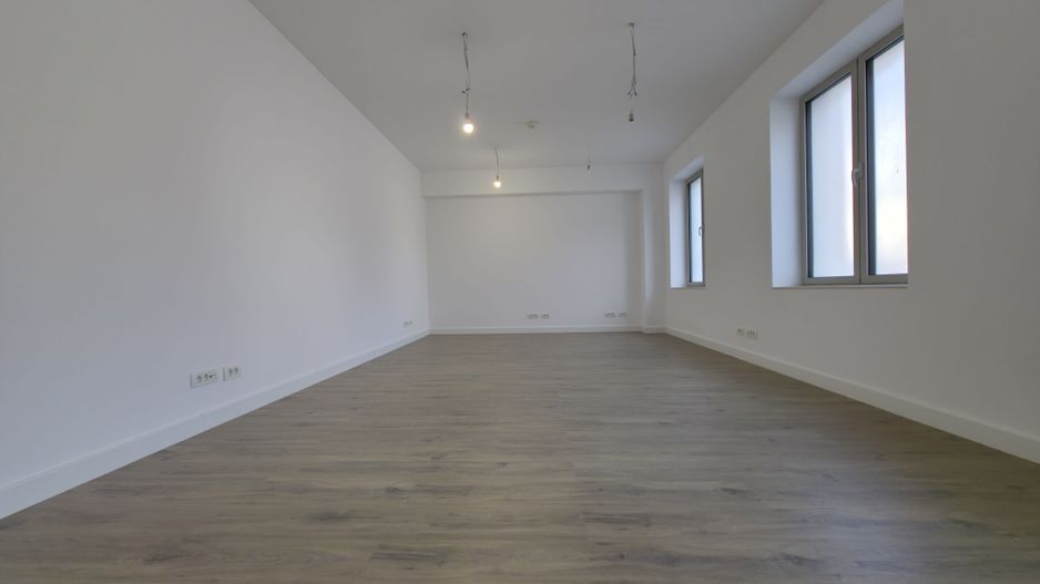 Apartament 4 camere de inchiriat nou în zona Armenească - Universitate - Poză 8