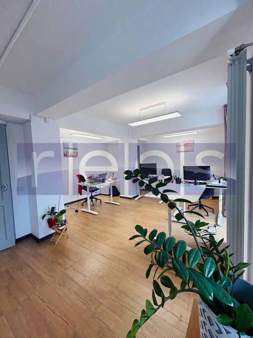 VANZARE | VILA DEOSEBITĂ | ZONA PARC CIRCULUI BARBU VACARESCU | 450MP - Poză 12