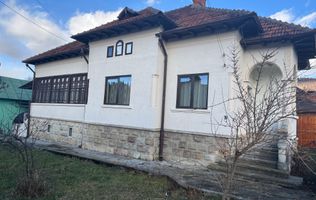 VILA 4 CAMERE, LERESTI, TEREN 3489 MP COMISION 0% CUMPARATOR