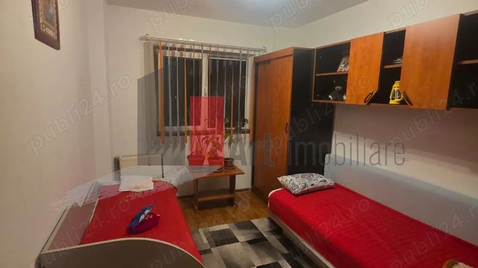 APARTAMENT 4 CAMERE BARCA-DUMBRRAVA NOUA - Poză 4