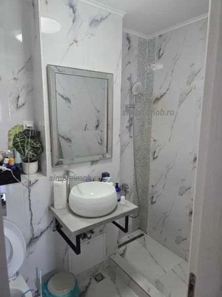 2 Camere Renovat , Metrou Dristor - Poză 4