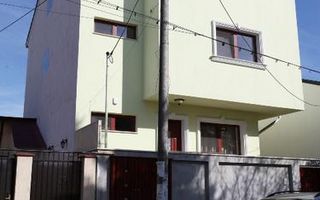 De închiriat:Garsonieră spațioasă în vilă-acces facil la metrou Eroii Revolutiei - Poză 1