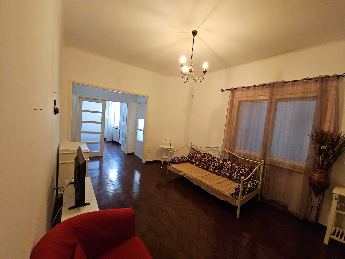 De Vanzare Apartament 2 Camere - Amze - Romana, sector 1 - Poză 1