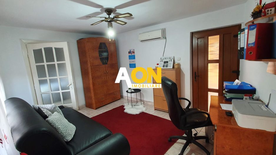 Casa cu 7 camere, 2 spatii comerciale, pretabila pt. birouri, Centru - Poză 6