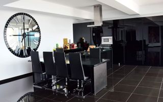 Penthouse 3 camere de închiriat | Șelimbăr | 244 mp - Poză 4
