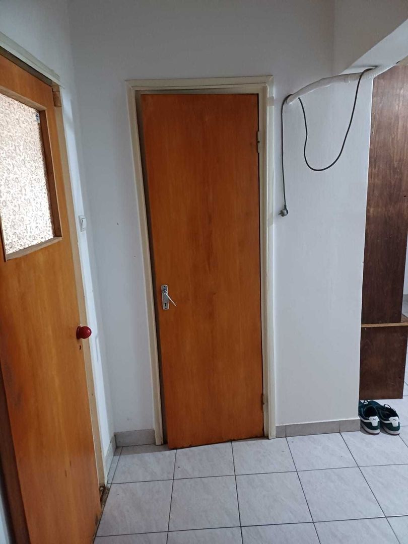 Drumul Taberei Valea Ialomitei 3 camere de vanzare - Poză 1